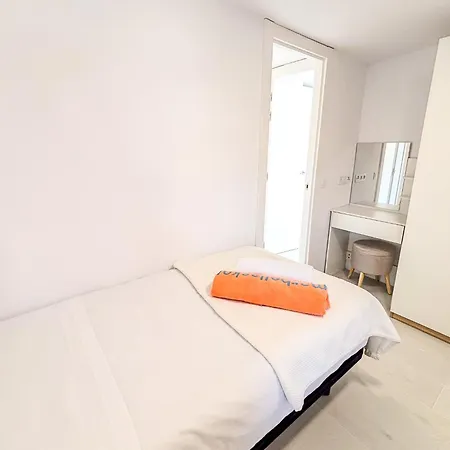 Skol 408a 2 Bedrooms Duplex With Sea Views Marbella