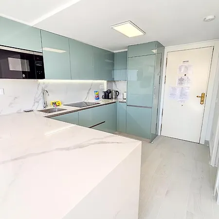 Skol 408a 2 Bedrooms Duplex With Sea Views Apartamento *
