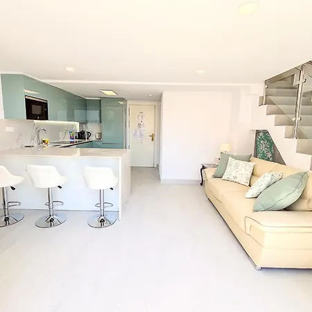 Apartamento Skol 408a 2 Bedrooms Duplex With Sea Views Marbella