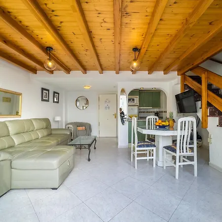Skol 408a 2 Bedrooms Duplex With Sea Views