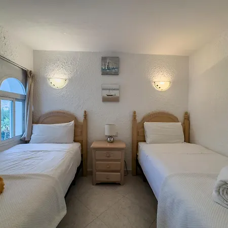 Skol 408a 2 Bedrooms Duplex With Sea Views